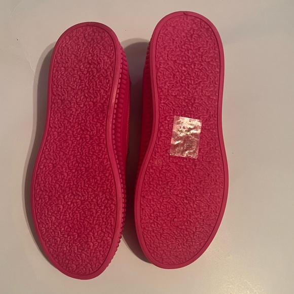 YOKI women’s Sneakers - Picture 4 of 4